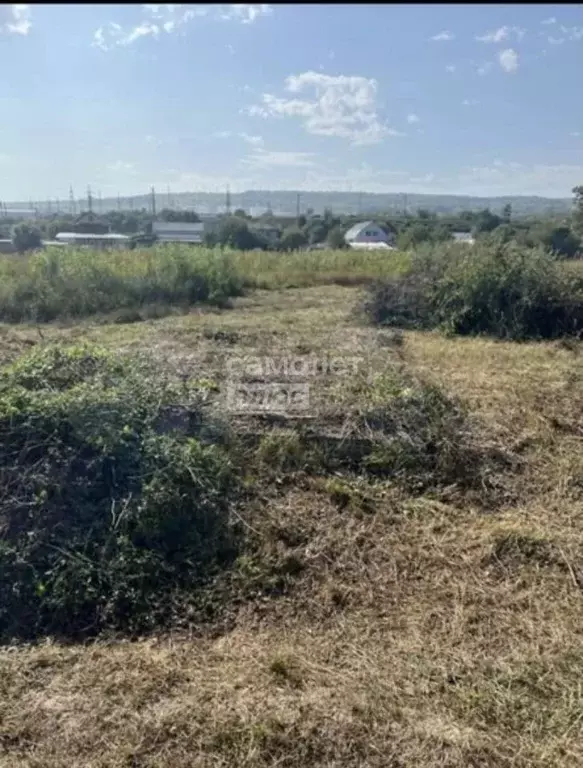 Участок в Краснодарский край, Крымск ул. Бурдина (6.0 сот.) - Фото 0