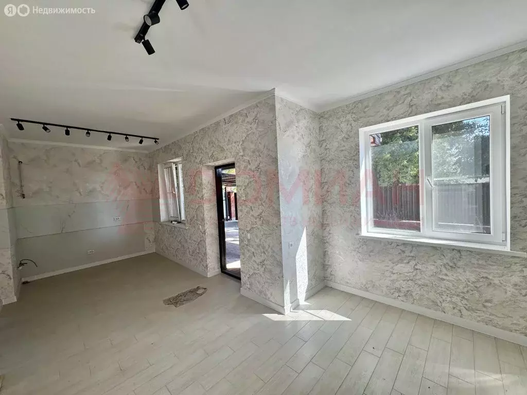 Дом в Цимлянск, Советская улица (102 м) - Фото 1