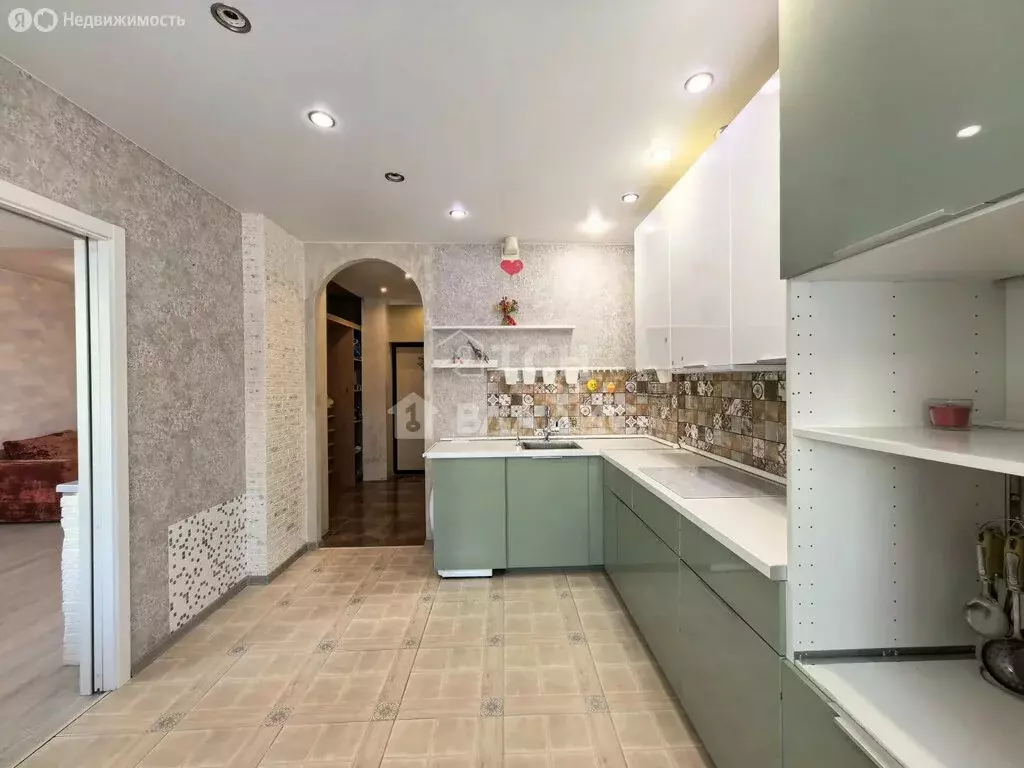 1-комнатная квартира: посёлок городского типа Свердловский, Заречная ... - Фото 1