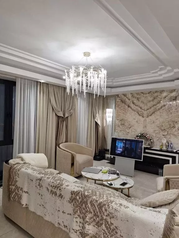 2-к кв. Москва ул. Дыбенко, 7/1 (130.1 м) - Фото 1