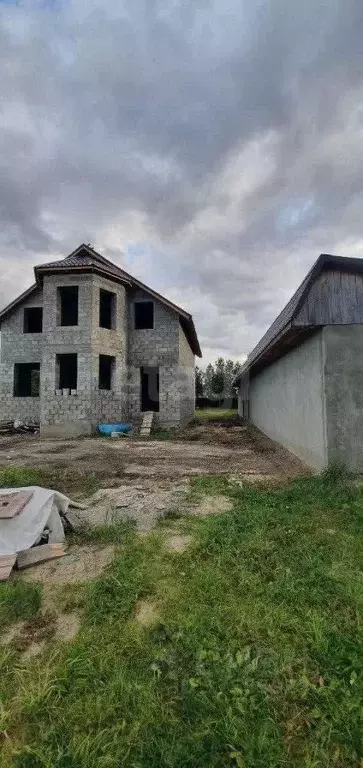 Дом в Свердловская область, Тугулым пгт ул. Метелева, 8 (240 м) - Фото 1