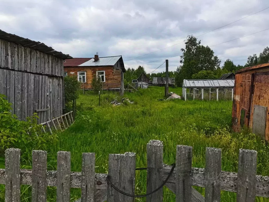 Дом в Пермский край, Березники муниципальное образование, пос. ... - Фото 0