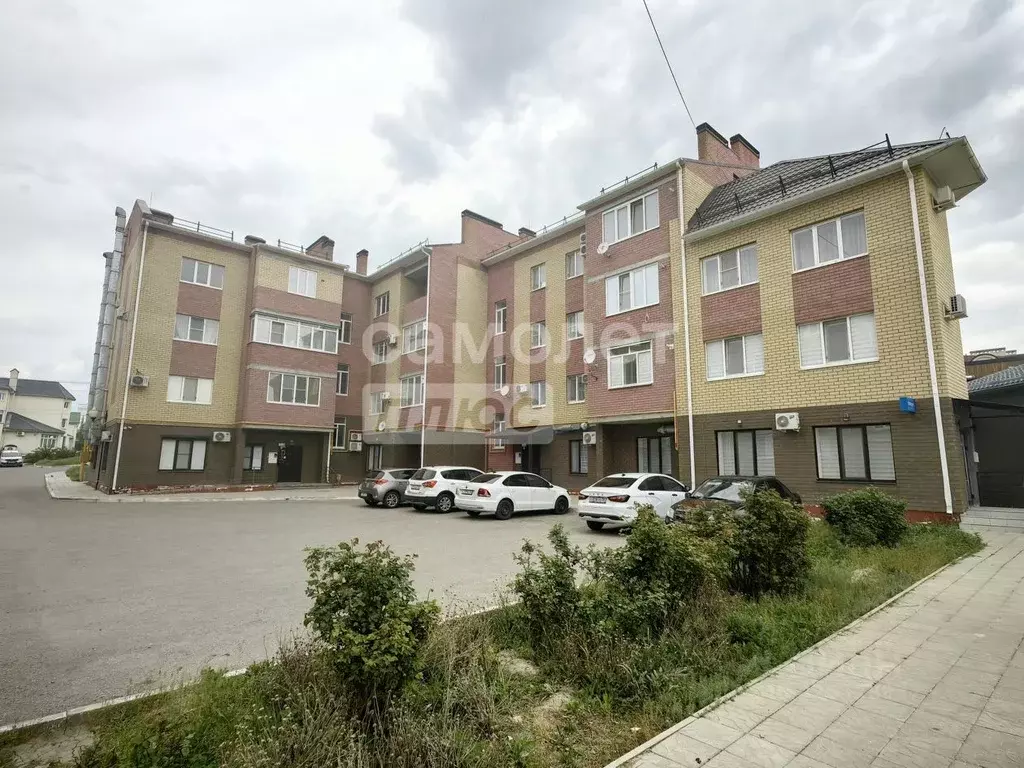 2-к кв. Калмыкия, Элиста ул. Аккочкарова, 31 (63.0 м) - Фото 1
