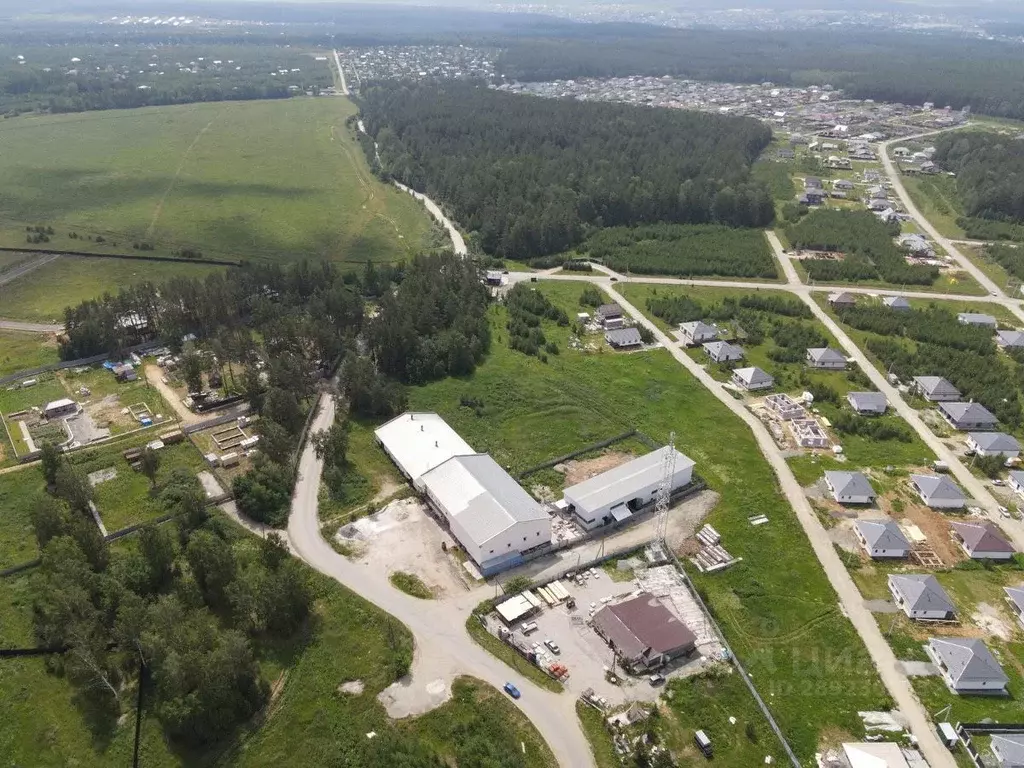 Участок в Свердловская область, Белоярский городской округ, пос. ... - Фото 1