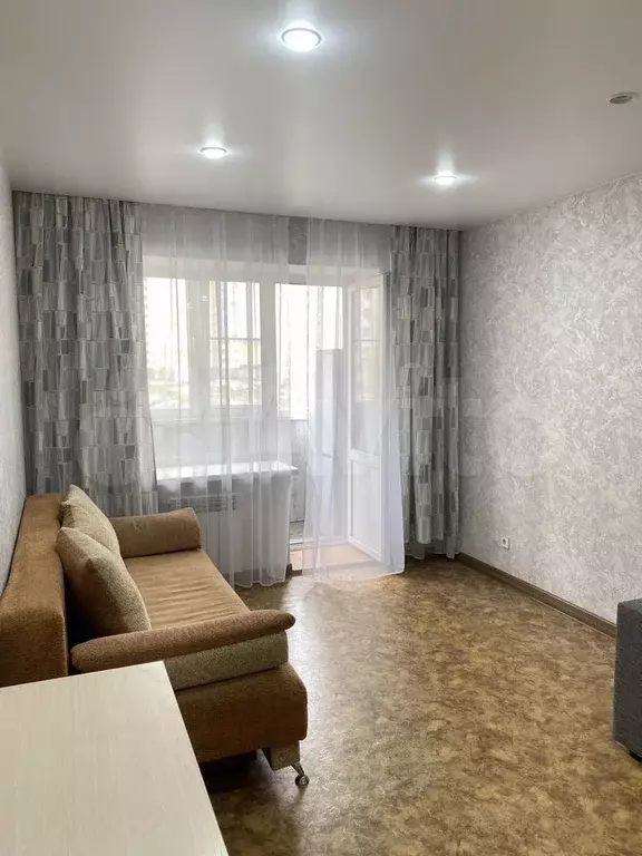 1-к. квартира, 37 м, 3/10 эт. - Фото 1