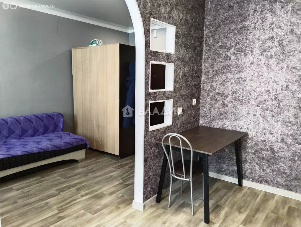 Квартира-студия: Тобольск, 15-й микрорайон, 18 (30 м) - Фото 1