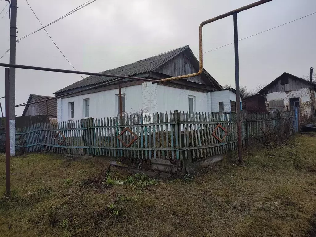 Дом в Саратовская область, Татищевский район, Ягодно-Полянское ... - Фото 1