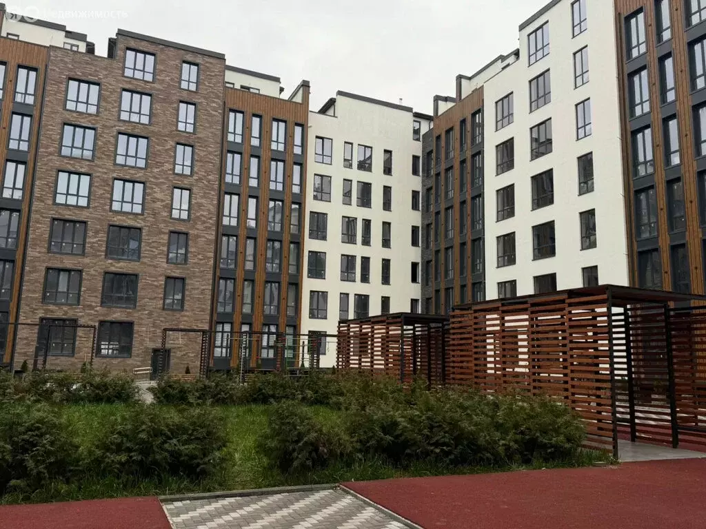 3-комнатная квартира: Нальчик, Кабардинская улица, 234/3 (122 м) - Фото 2