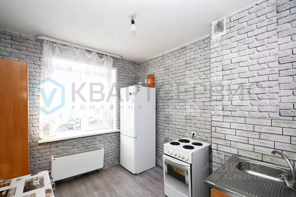 1-к кв. Омская область, Омск Тарская ул., 261к1 (33.0 м) - Фото 0