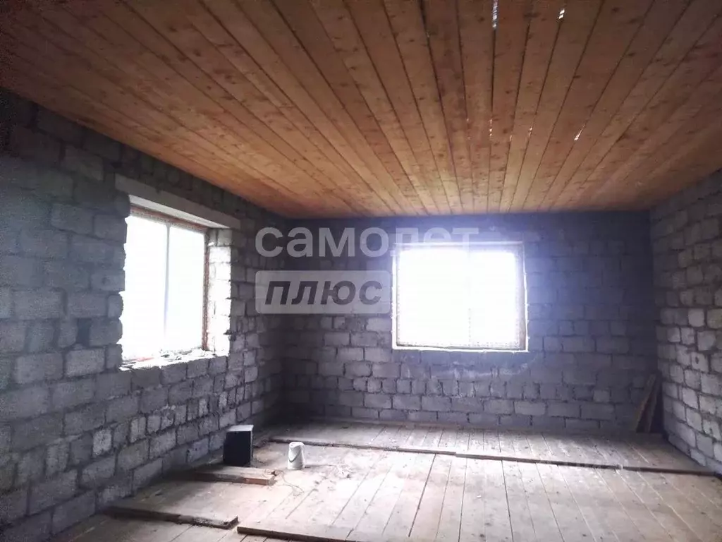 Дом в Башкортостан, Нуримановский район, Байгильдинский сельсовет, с. ... - Фото 1