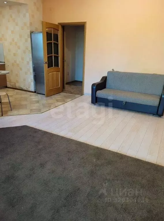 2-к кв. Бурятия, Улан-Удэ ул. Смолина, 81 (42.5 м) - Фото 1