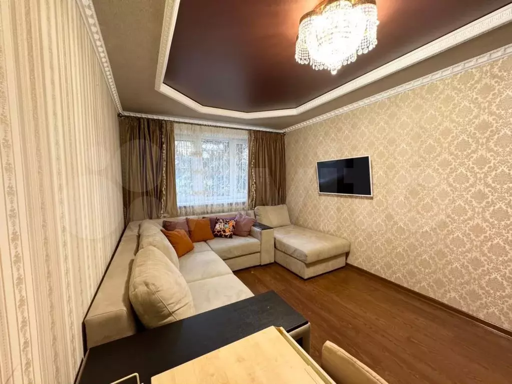 3-к. квартира, 60 м, 1/5 эт. - Фото 0