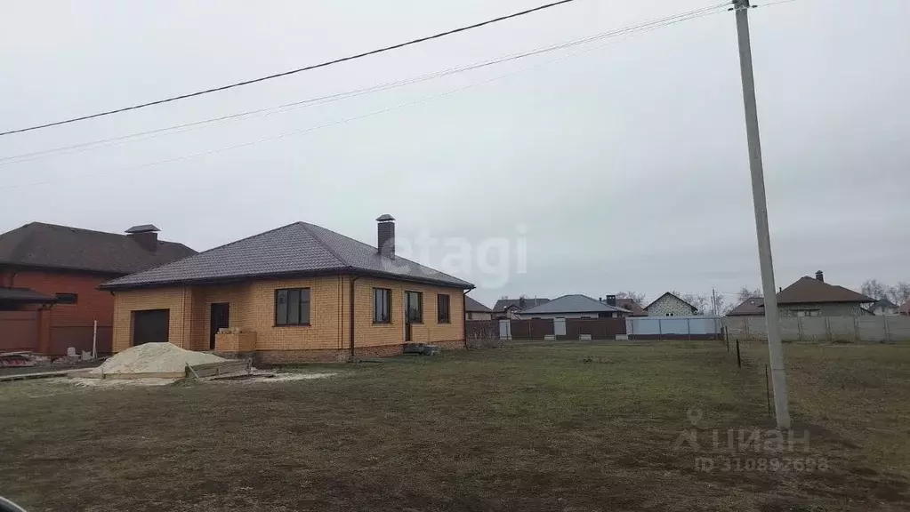 Дом в Белгородская область, Белгородский район, Беломестненское с/пос, ... - Фото 1