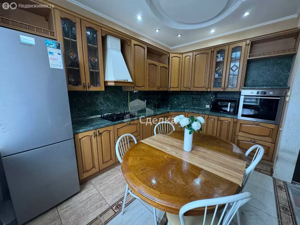 3-комнатная квартира: Коломна, проспект Кирова, 10 (82 м) - Фото 1