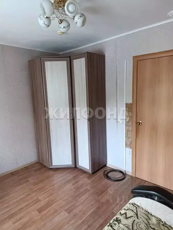Комната Новосибирская область, Новосибирск ул. Объединения, 12 (10.2 ... - Фото 1