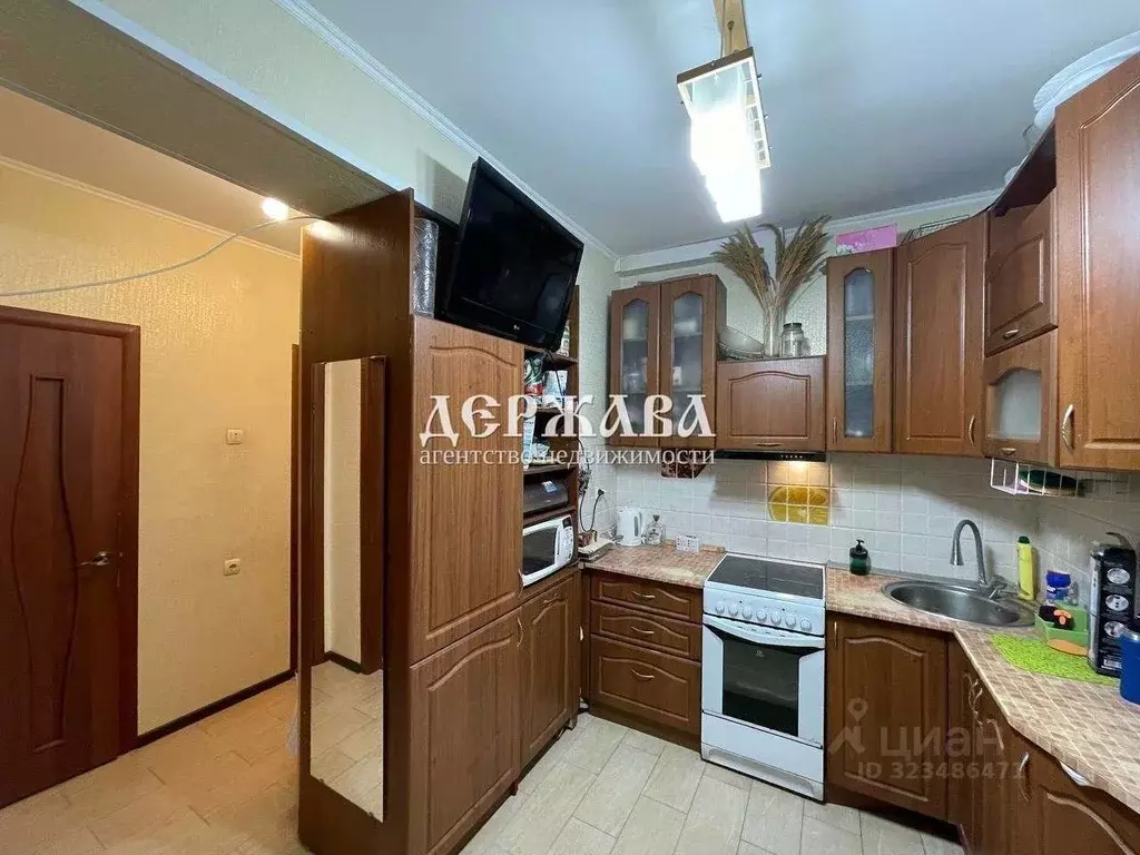 2-к кв. Белгородская область, Старый Оскол Дубрава мкр, 3 кв-л, 9 ... - Фото 1