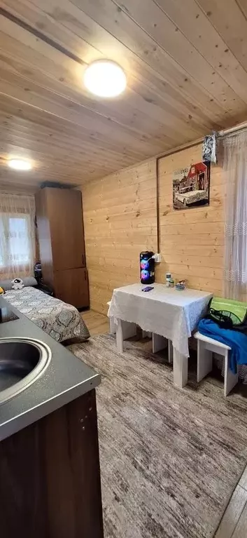 Дом в Краснодарский край, Сочи городской округ, Красная Поляна пгт  ... - Фото 0