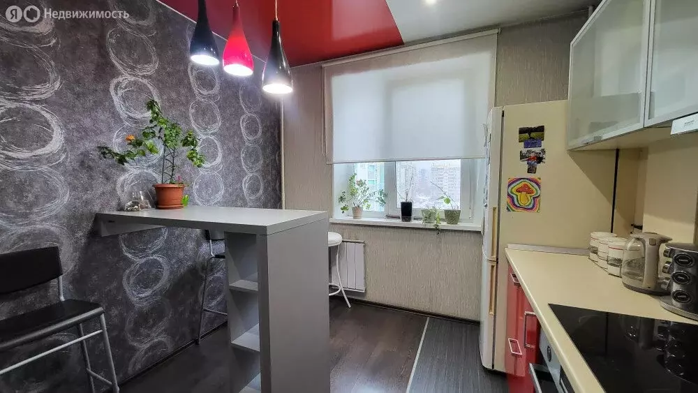 2-комнатная квартира: Миасс, улица Богдана Хмельницкого, 26 (56.9 м) - Фото 1