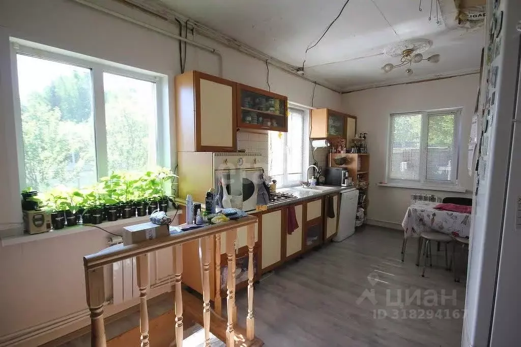 Дом в Свердловская область, Екатеринбург пер. Виноградный, 11 (60 м) - Фото 0