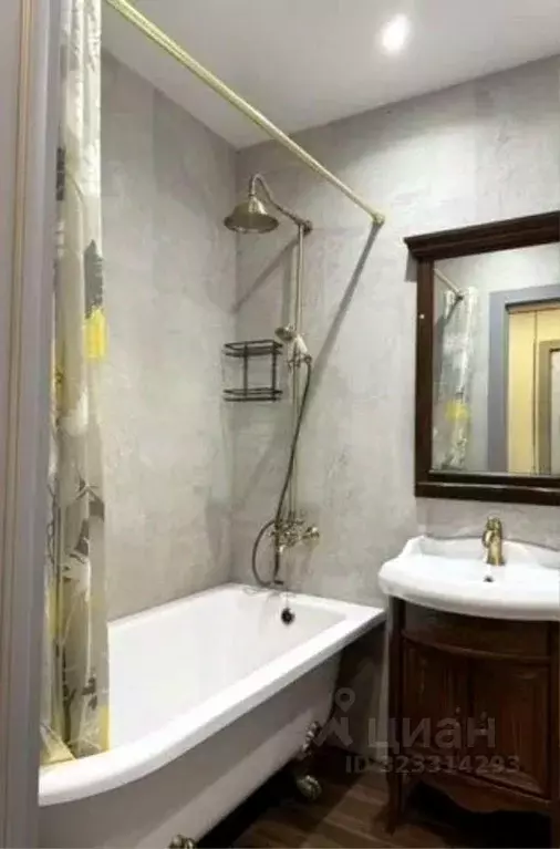 Студия Санкт-Петербург наб. Макарова, 58 (32.0 м) - Фото 1