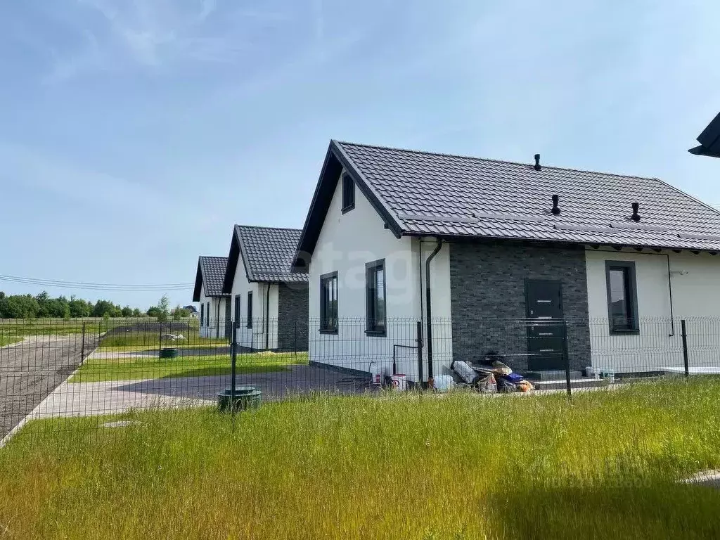 Дом в Калининградская область, Гурьевский муниципальный округ, пос. ... - Фото 1