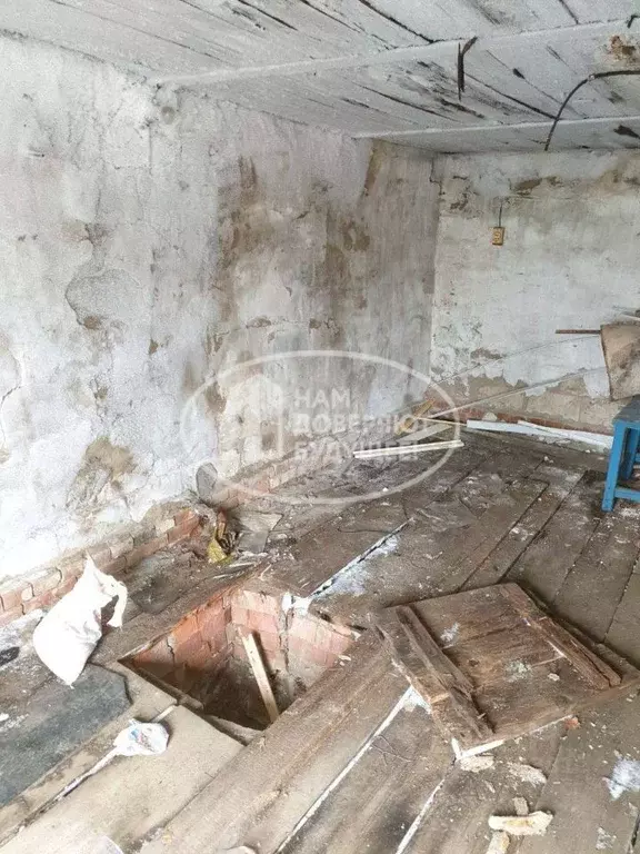 Гараж в Пермский край, Кунгурский муниципальный округ, д. Беркутово ... - Фото 1