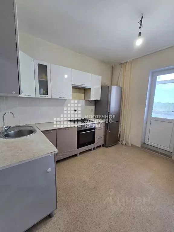 2-к кв. Ханты-Мансийский АО, Ханты-Мансийск ул. Дзержинского, 39 (60.7 ... - Фото 1