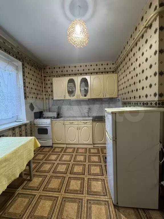 1-к. квартира, 39 м, 2/9 эт. - Фото 0