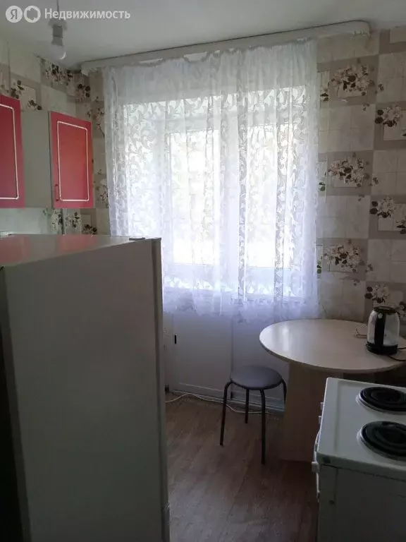 1-комнатная квартира: Алапаевск, улица Пушкина, 84 (32 м) - Фото 0