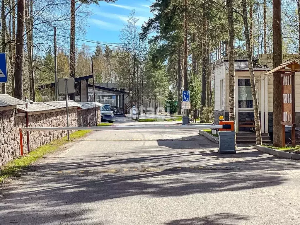 Участок в Ленинградская область, Выборгский район, Полянское с/пос, ... - Фото 0