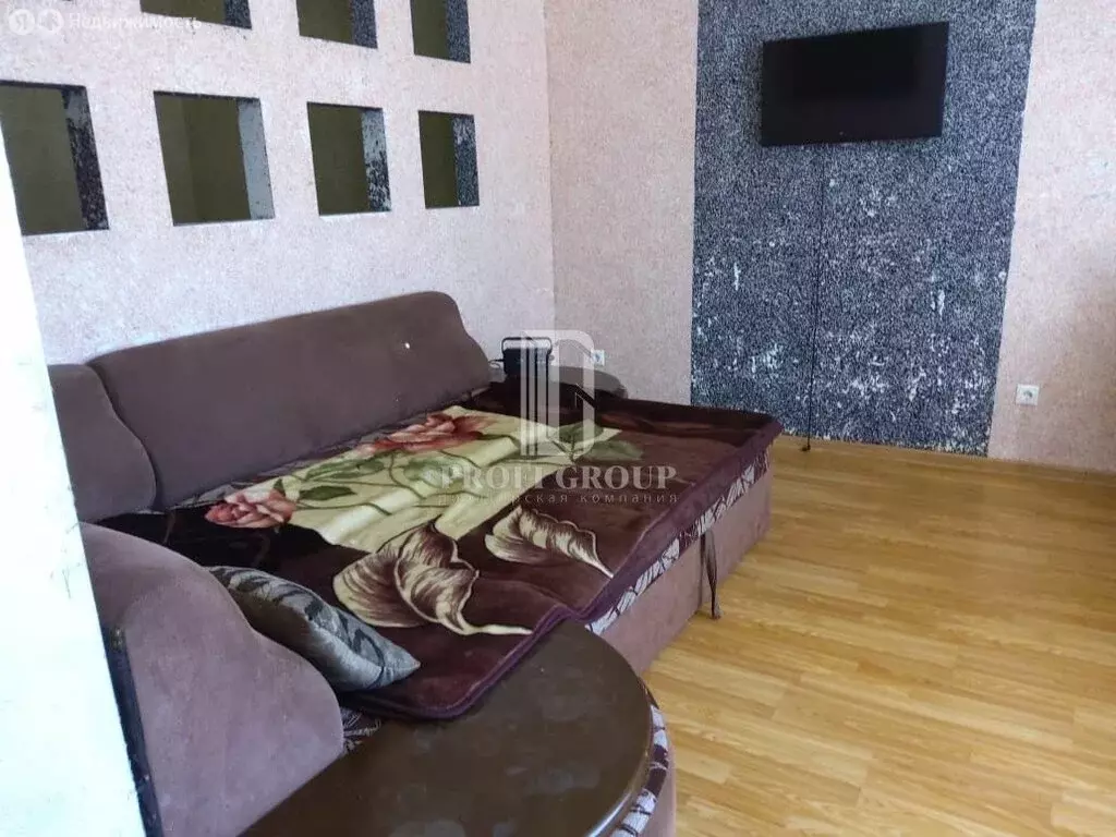 2-комнатная квартира: Махачкала, улица Генерала Омарова, 25 (56 м) - Фото 1