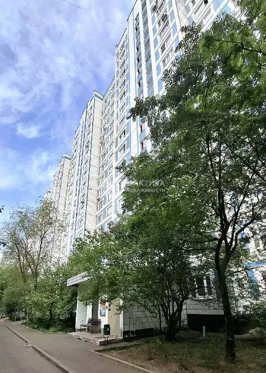 Продается 2-комнатная квартира - Фото 1