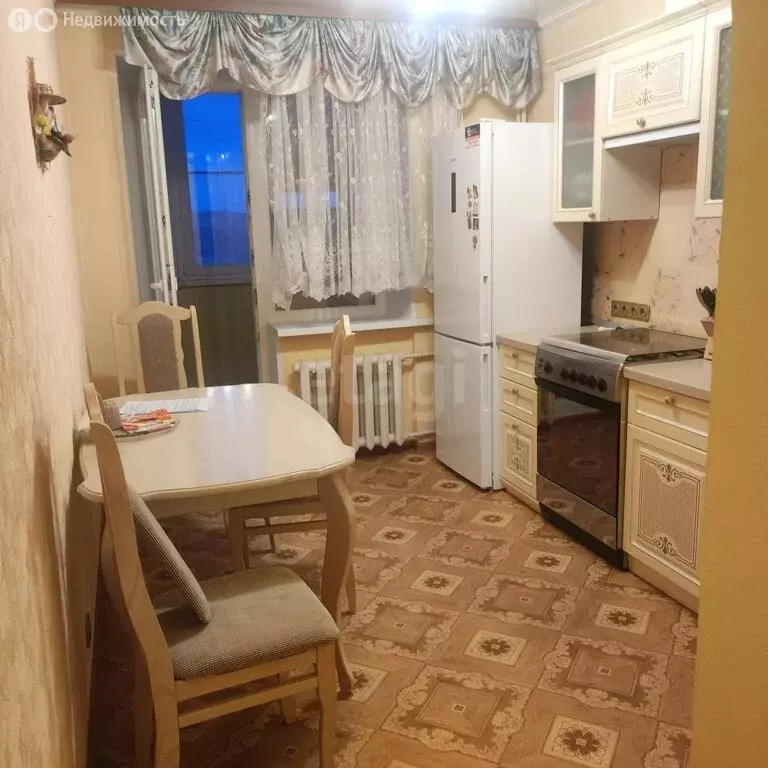 2-комнатная квартира: Астрахань, улица Крупской, 6/51 (48.9 м) - Фото 2