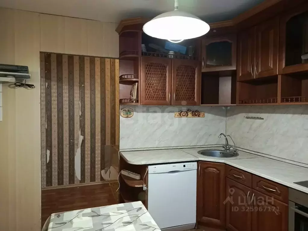 2-к кв. Ленинградская область, Кириши ул. Энергетиков, 27 (59.2 м) - Фото 2