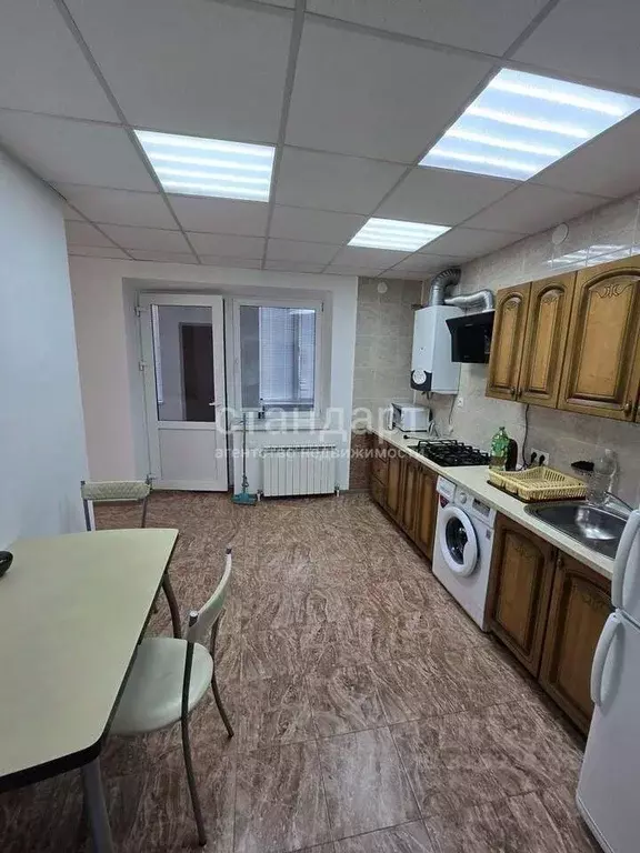 2-к кв. Ставропольский край, Ессентуки ул. Нелюбина (59.5 м) - Фото 0