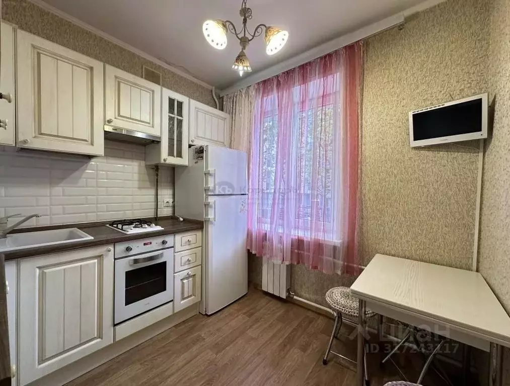2-к кв. Москва ул. Маршала Чуйкова, 22К2 (41.4 м) - Фото 0