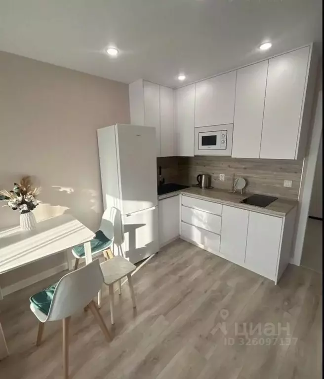 Студия Кировская область, Киров Нагорная ул., 16 (29.0 м) - Фото 1