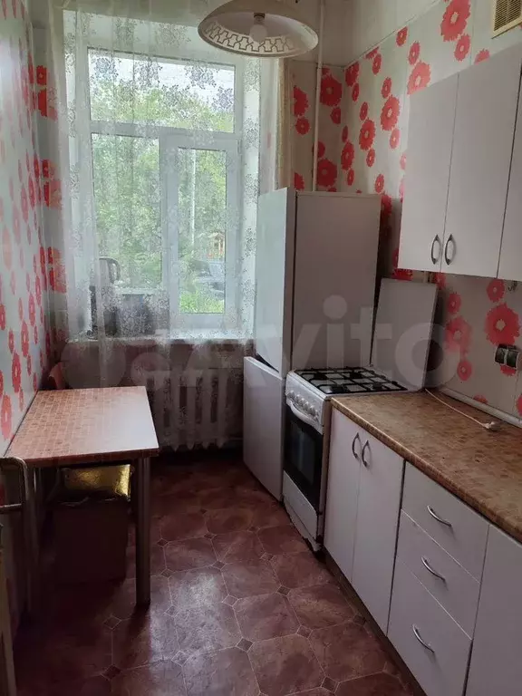2-к. квартира, 60 м, 1/2 эт. - Фото 1