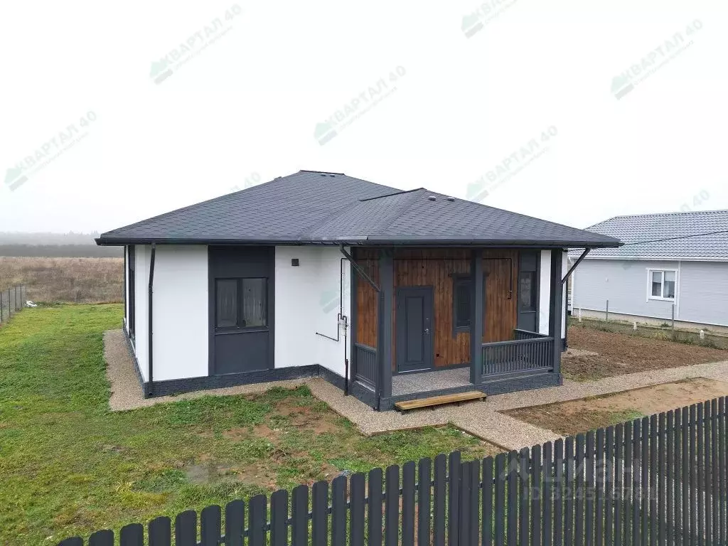 Дом в Калужская область, Жуковский муниципальный округ, Чубарово ... - Фото 1