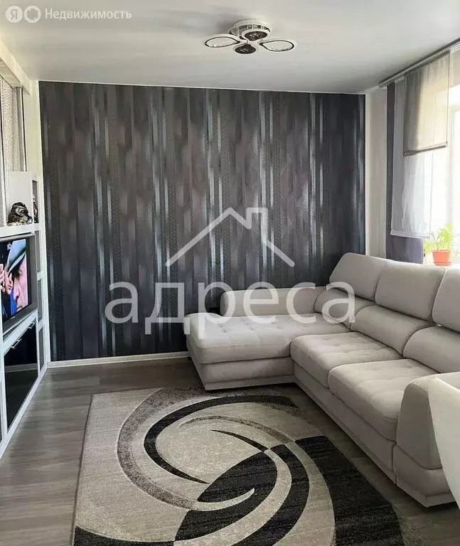 3-комнатная квартира: посёлок Придорожный, микрорайон Южный Город, ... - Фото 1