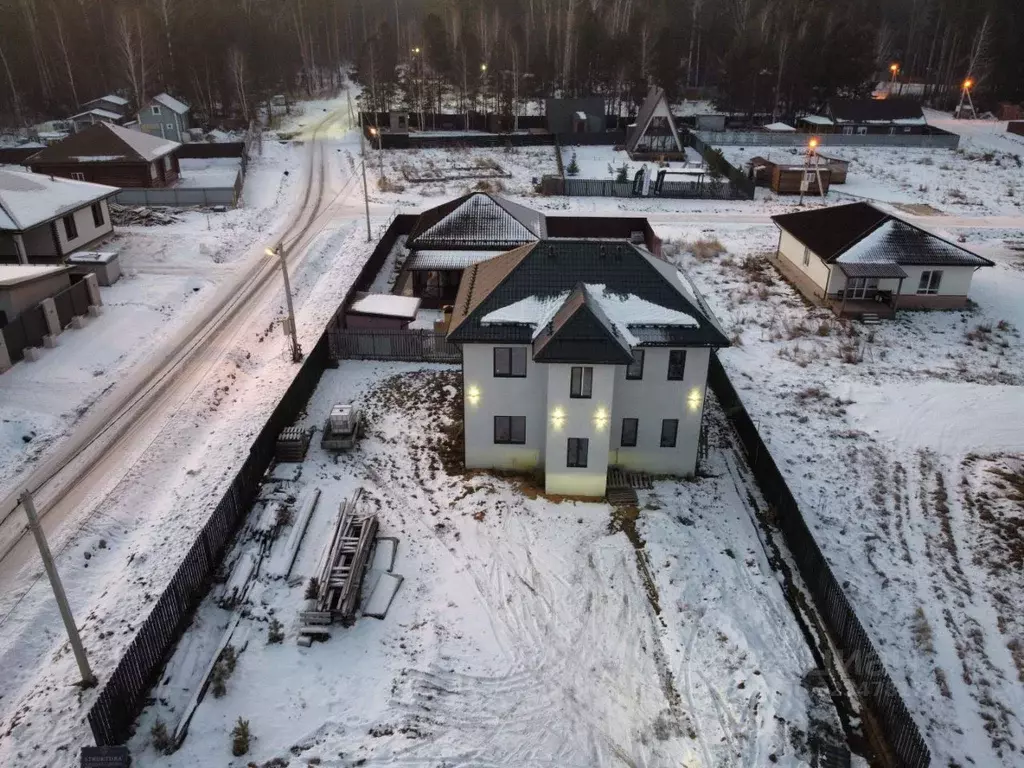 Дом в Свердловская область, Сысертский муниципальный округ, пос. ... - Фото 1