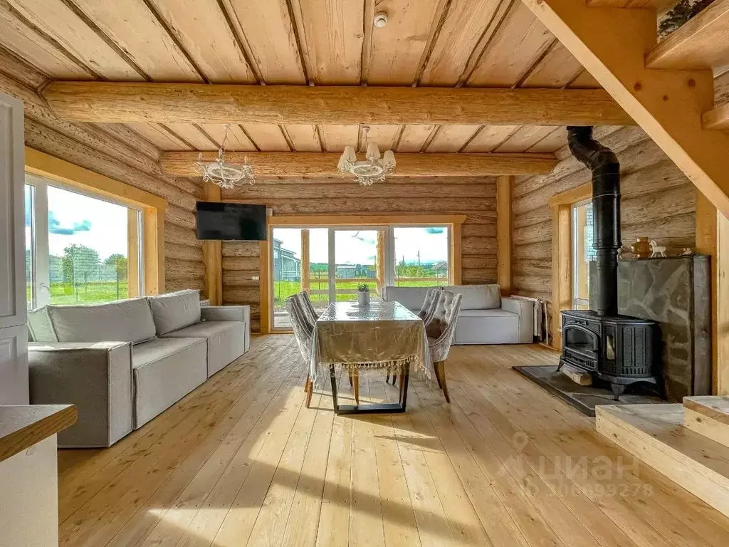 Дом в Ленинградская область, Ломоносовский район, Виллозское городское ... - Фото 1