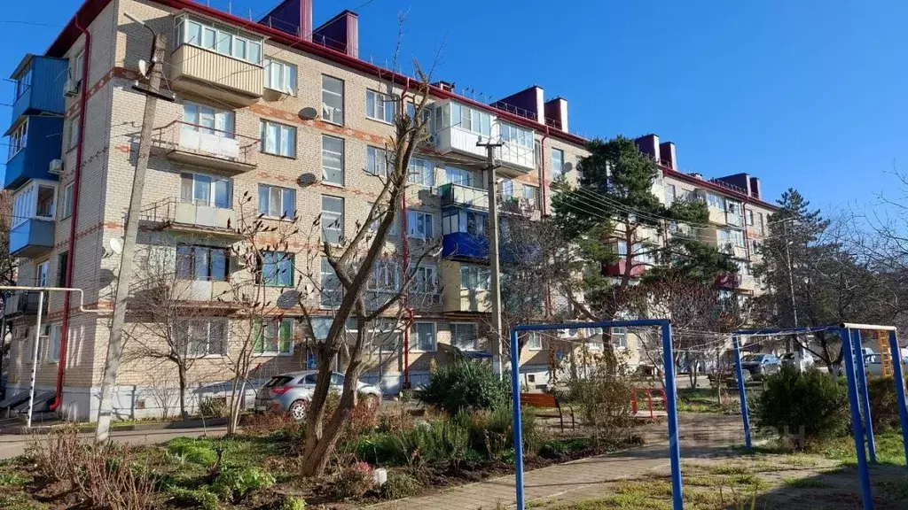 2-к кв. Краснодарский край, Абинский район, Ахтырское городское ... - Фото 1