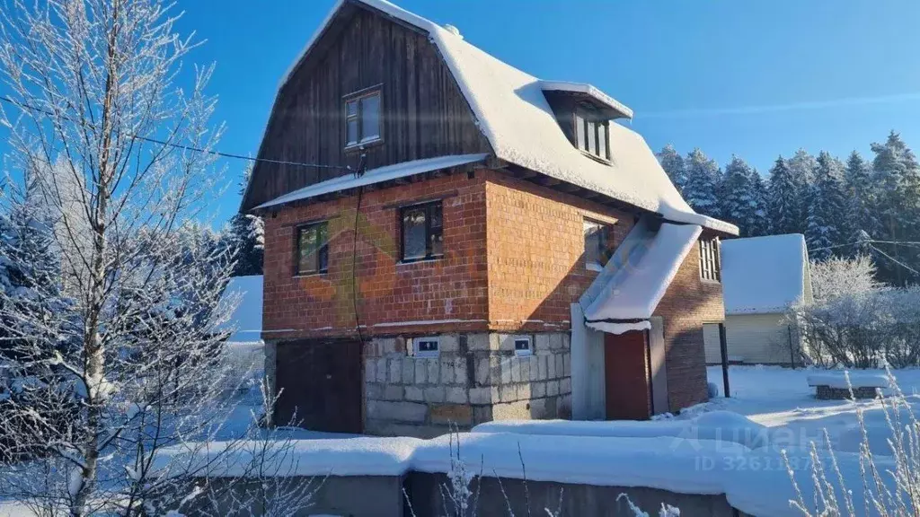 Дом в Ленинградская область, Выборгский район, Рощинское городское ... - Фото 1