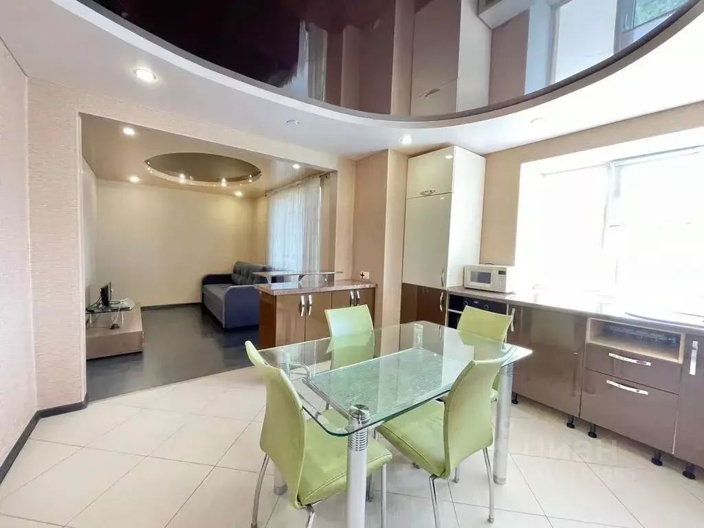 2-к кв. Татарстан, Казань ул. Интернациональная, 25А (48.0 м) - Фото 1