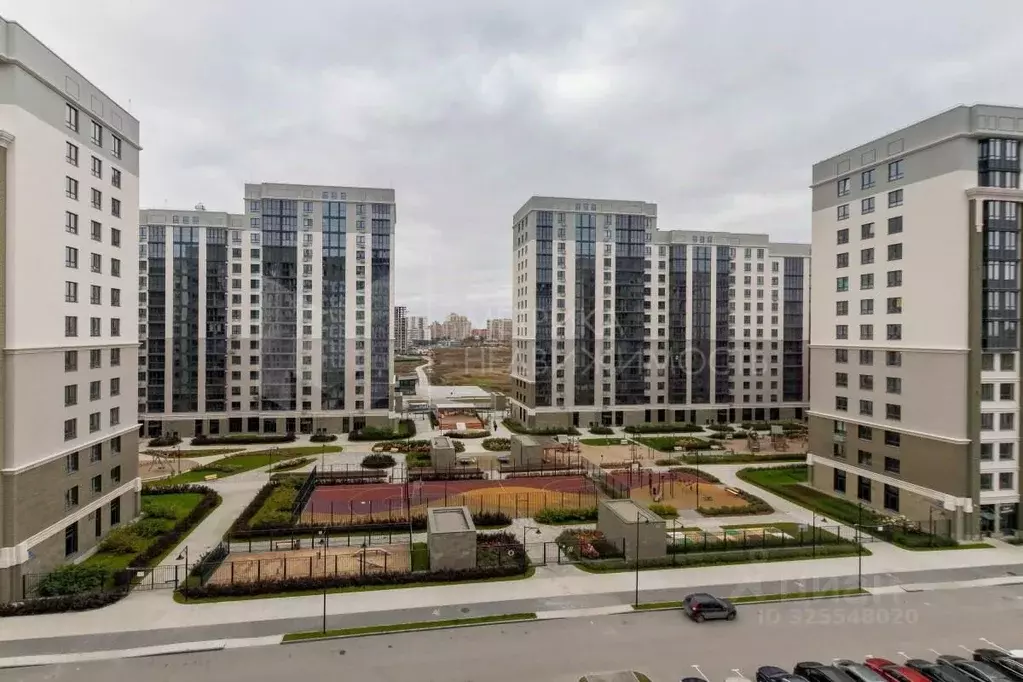 2-к кв. Тюменская область, Тюмень ул. Братьев Бондаревых, 5 (72.9 м) - Фото 1