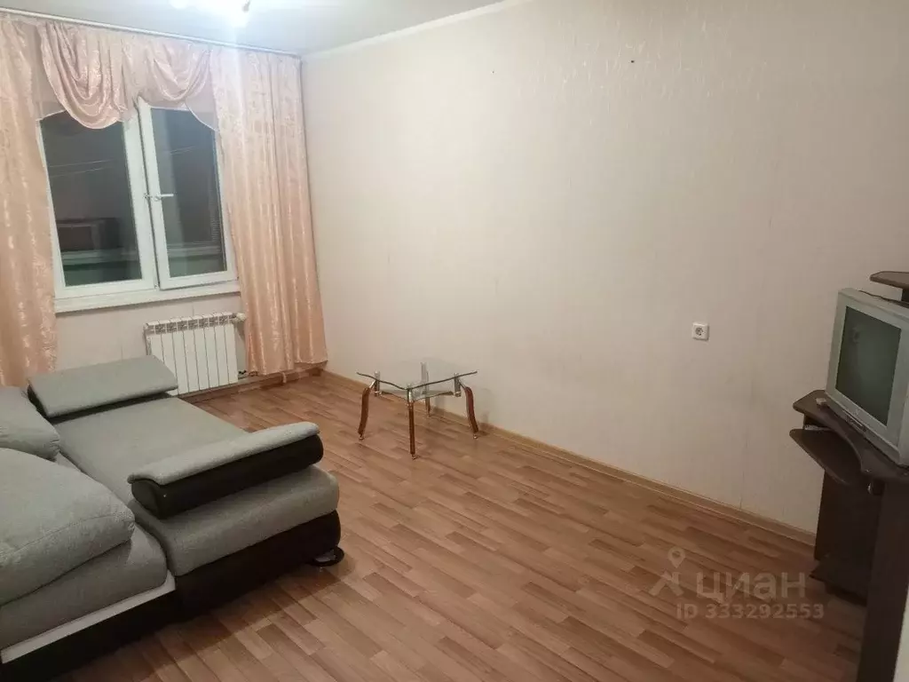 1-к кв. Татарстан, Альметьевск Алсу мкр, ул. Рината Галеева, 23 (35.0 ... - Фото 1