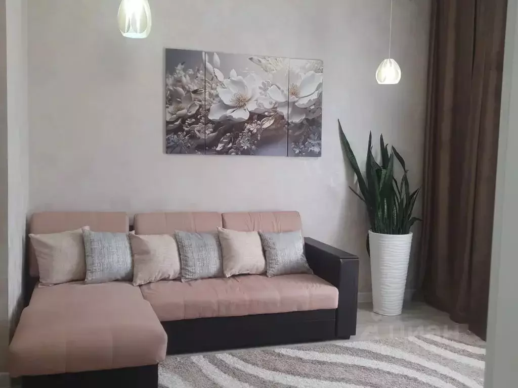 2-к кв. Крым, Симферополь ул. Луначарского, 3 (56.0 м) - Фото 1