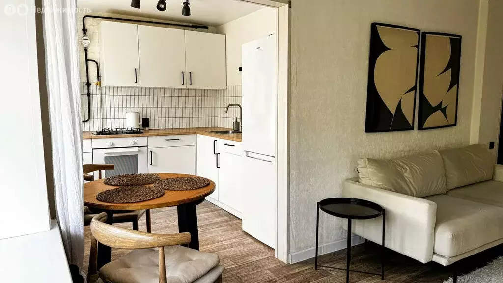 2-комнатная квартира: Уфа, проспект Октября, 22 (45.2 м) - Фото 1
