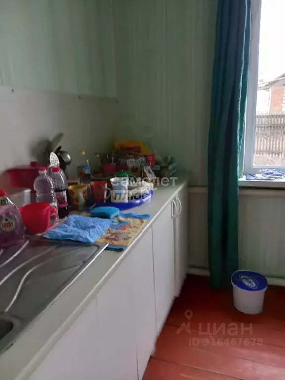 Дом в Калмыкия, пос. Ики-Бурул ул. Интернациональная (96 м) - Фото 0